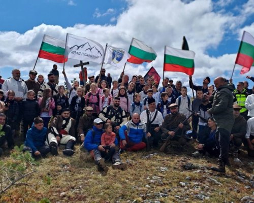 Стойчо Баненски: Заедно с много сънародници, отидохме на поклонение на едно от най-светите места за Банско-Радоновата пусия