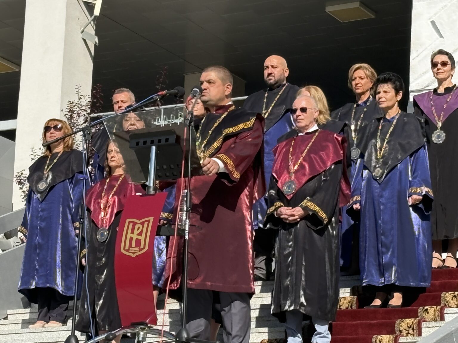 С тържествена церемония откриха новата академична година в Югозападния университет Неофит Рилски