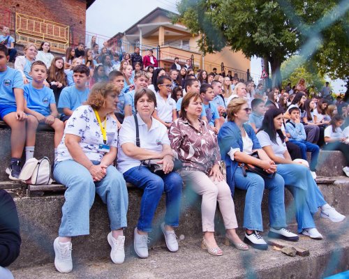Нова спортна площадка се изгради в СУ  Никола Вапцаров  в Петрич