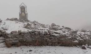 Честито! Падна първият сняг у нас Честито! Падна първият сняг у нас