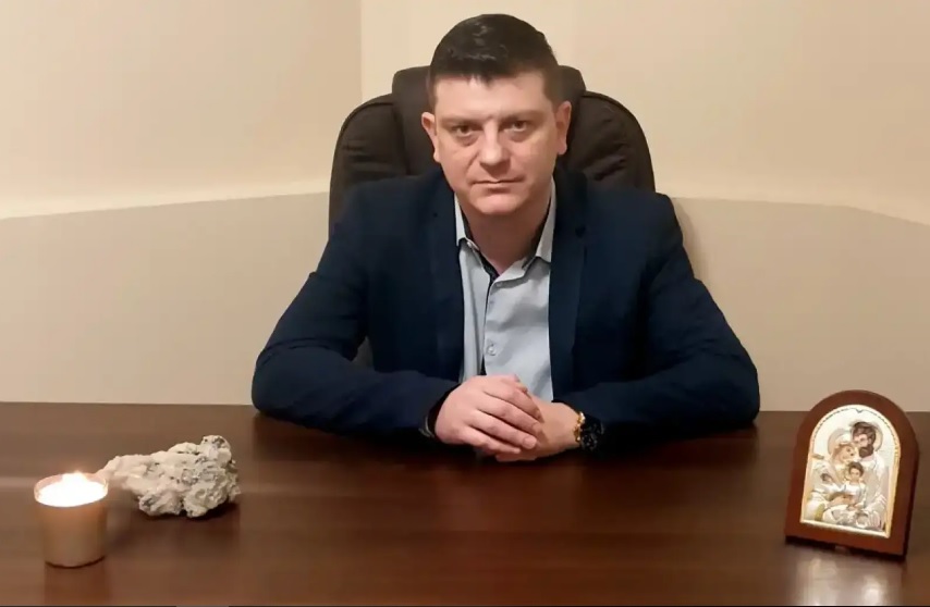 Феноменът Божидар Караджов с бомбастична прогноза: Идва голяма политическа изненада у нас Феноменът Божидар Караджов с бомбастична прогноза: Идва голяма политическа изненада у нас