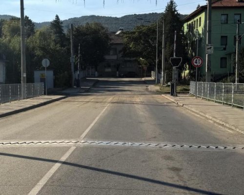 В неделя, за часове ще бъде затворено движението по моста над река Струма