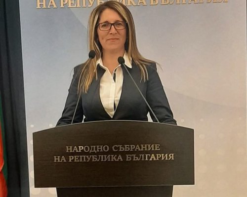 Фатима Йълдъз, поздрави учителите по повод 5 октомври