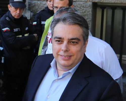 КПК не иска да разпита Асен Василев, Кирил Петков и Лена Бориславова