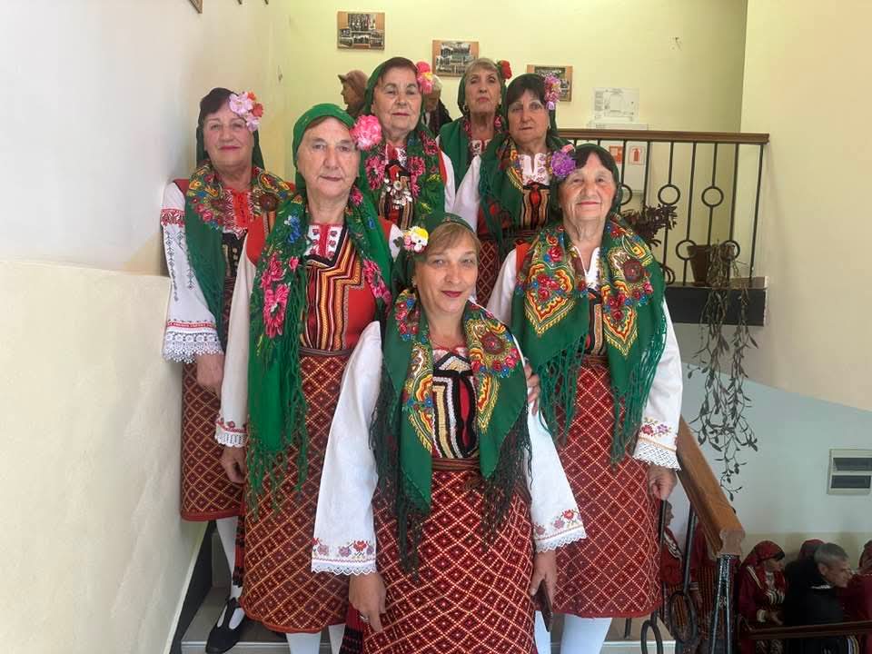 Куп награди и рекорден брой участници от Банско на Международния фестивал Малешево пее и танцува-Микрево 2025