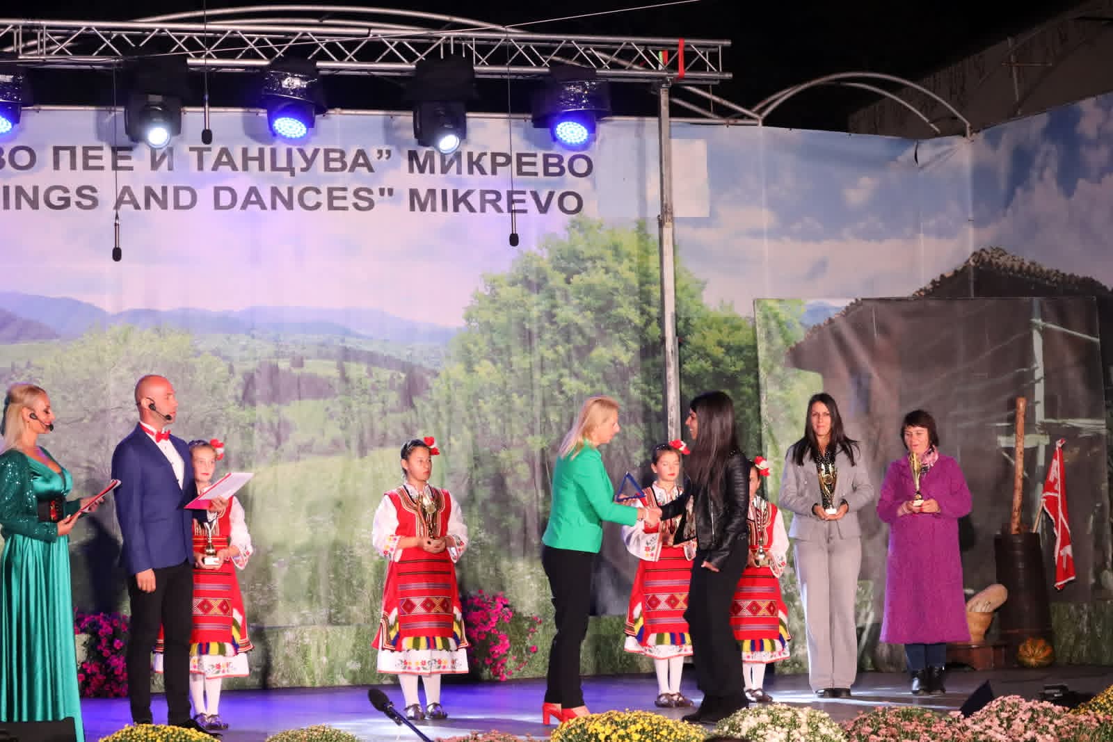 Рекордно участие и куп отличия за представителите на Банско на XX юбилейно издание на  Малешево пее и танцува  Микрево 2025