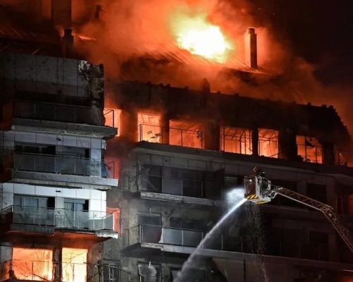 Късо съединение предизвика пожар в къща край Кюстендил