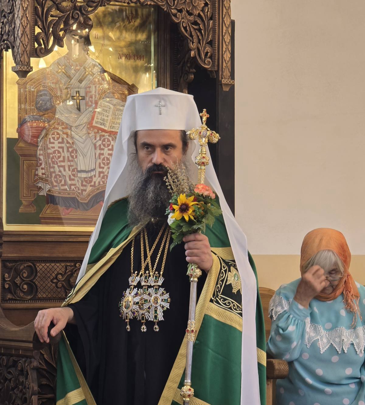 Патриарх Даниил възглавява Божествената  Света литургия по случай 113 години свободен Разлог