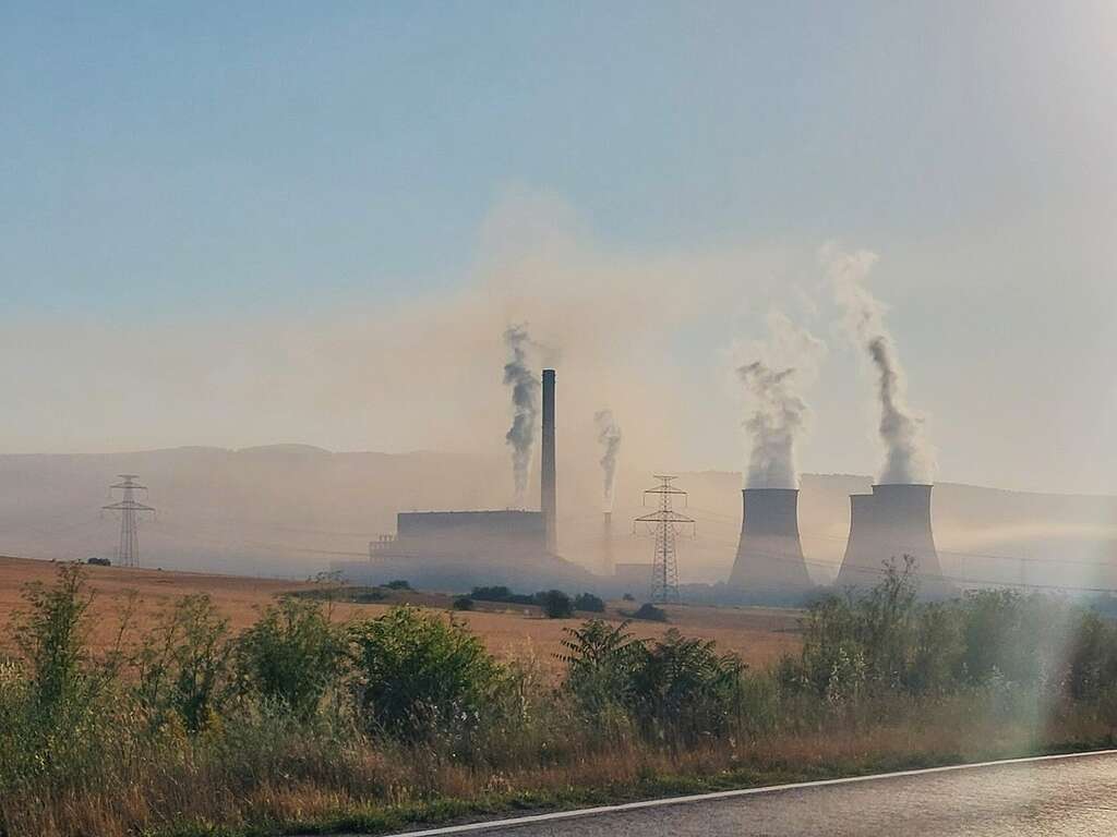 Глобиха ТЕЦ Бобов дол с 270 000 лв. заради замърсяване на въздуха