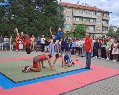 Проект за милион за Спортното училище в Кюстендил