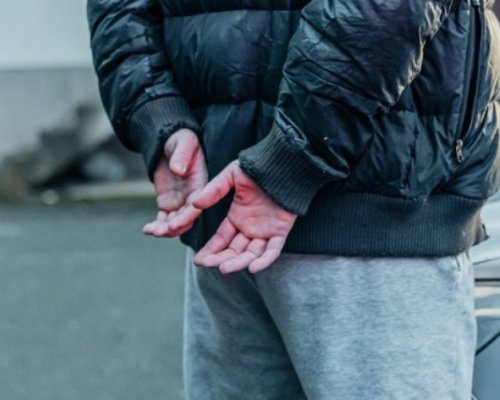 Ще ти извадя очите и ще ти ги сложа в ръцете : Заключиха мъж, пребил майка си и жена си