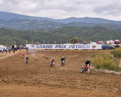 Адреналин и много емоция на състезанието по мотокрос Grand Prix Petrich