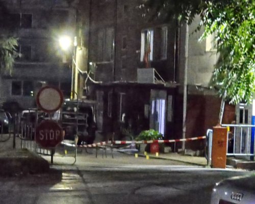 ИЗВЪНРЕДНО: Хвърлиха самоделна бомба в двора на полицията в Дупница