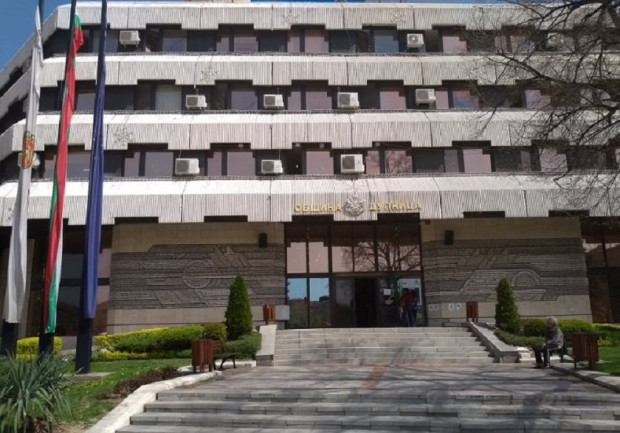 Предлагат кмет и областен за почетни граждани на Дупница