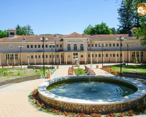 Побой в обществената баня в Добринище , възрастен мъж с тежка травма, задържан е 73-годишен от Банско
