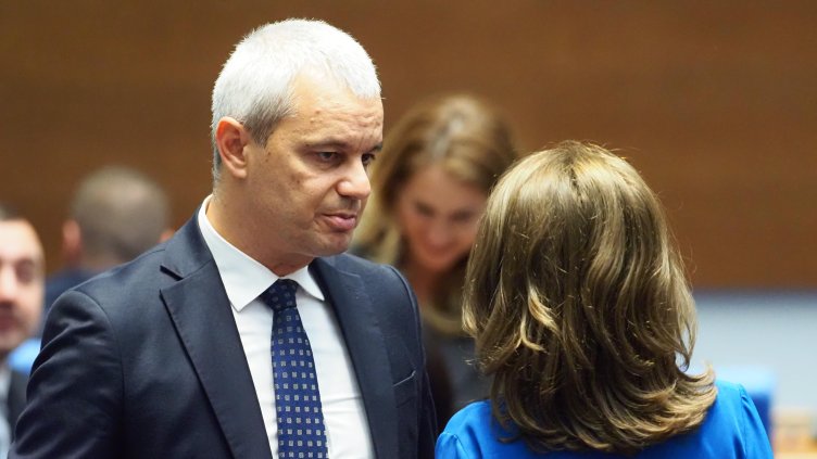 Костадинов призова за незабавна оставка на правителството Костадинов призова за незабавна оставка на правителството