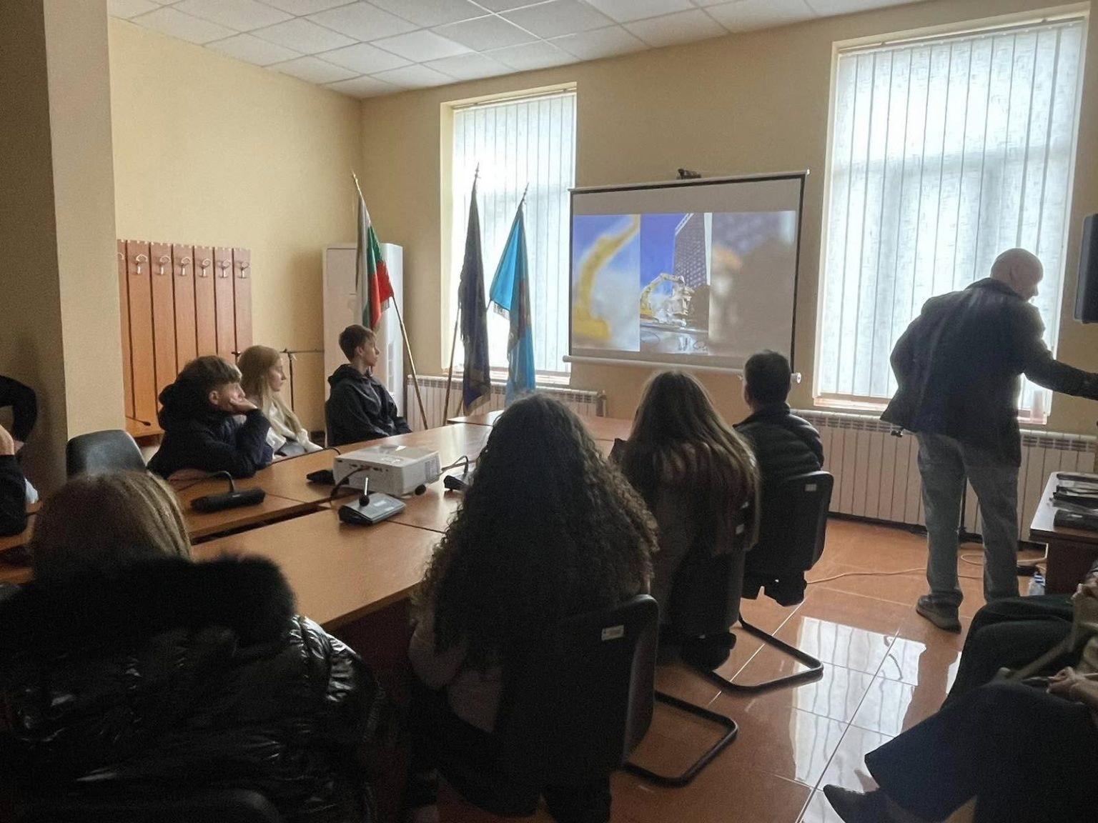 Разлог в обектива на документалното кино: Изгубени в архитектурата Разлог в обектива на документалното кино: Изгубени в архитектурата