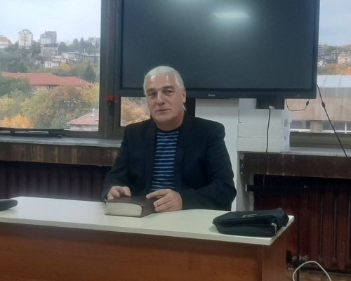 Богослов разкри добродетелите, на които Библията учи християните