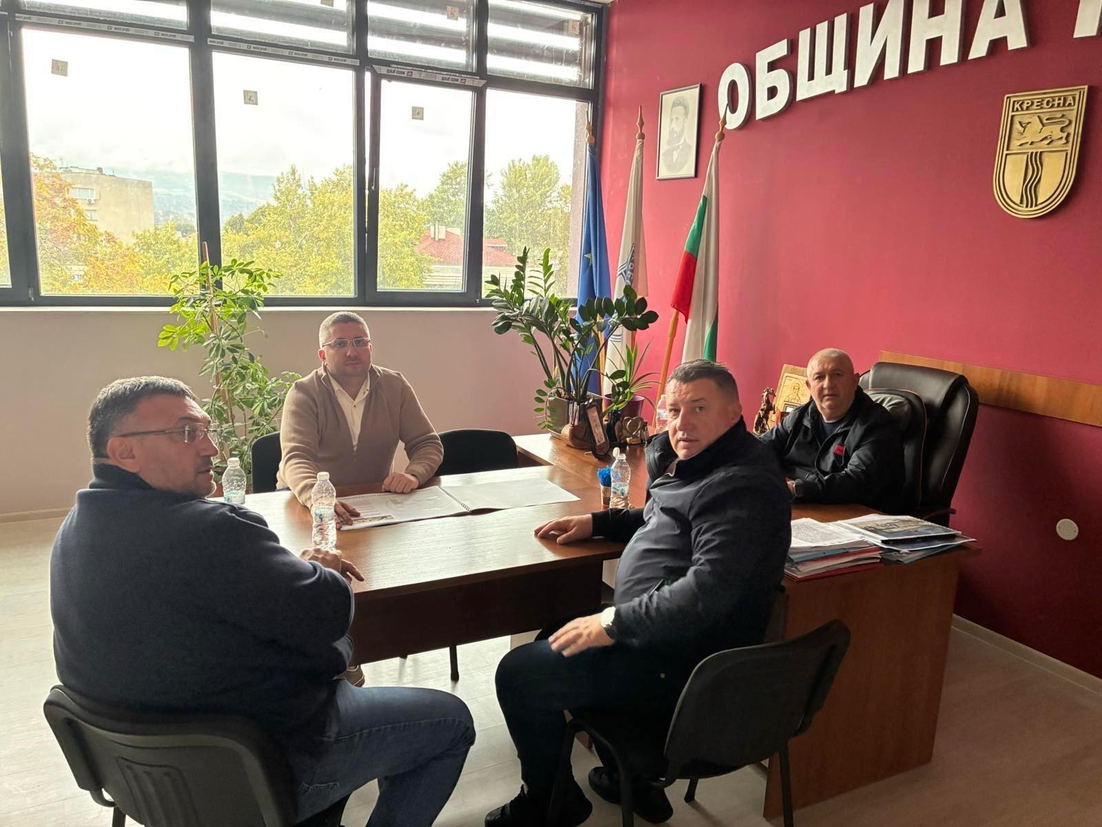 Младен Маринов, Николай Нанков и Георги Георгиев за празника на Кресна Младен Маринов, Николай Нанков и Георги Георгиев за празника на Кресна
