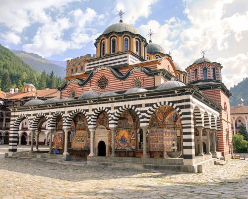 Днес почитаме свети Иван Рилски Чудотворец, небесният покровител на България и покровител на българските лекари