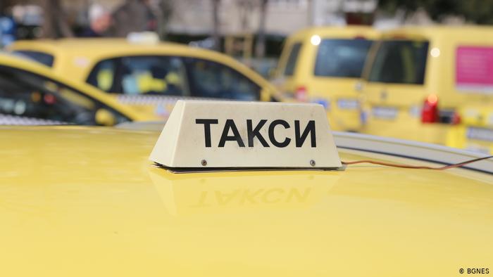 Ще се вдигнат ли тарифите на такситата в Сандански?