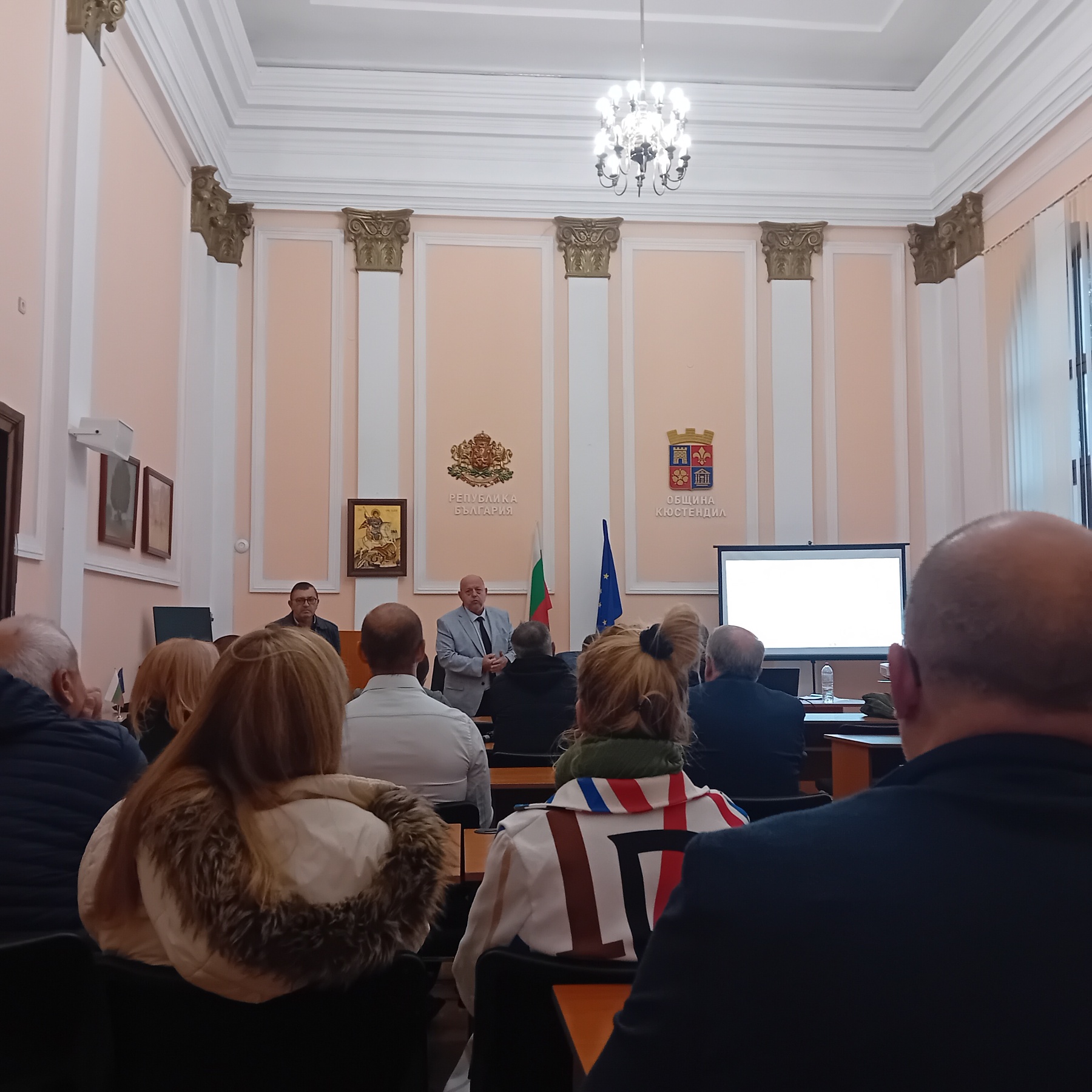 КТПП с анкета сред своите членове за ТАКСА БИТОВИ ОТПАДЪЦИ