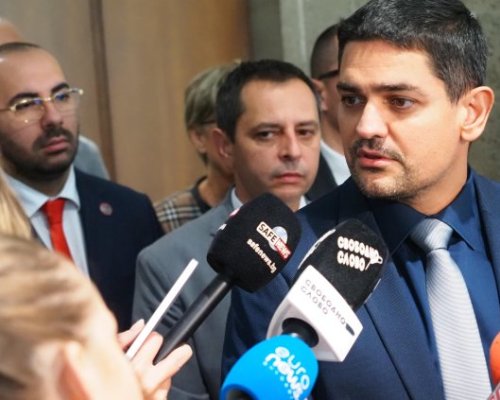 МЕЧ няма да подкрепи ротация, иска оставка на невнятната Киселова