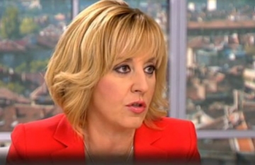 Мая Манолова срещу събирачите на дългове