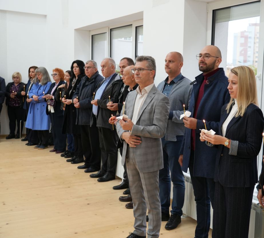С тържествен водосвет бе открит новият хореографски комплекс в ЮЗУ Неофит Рилски