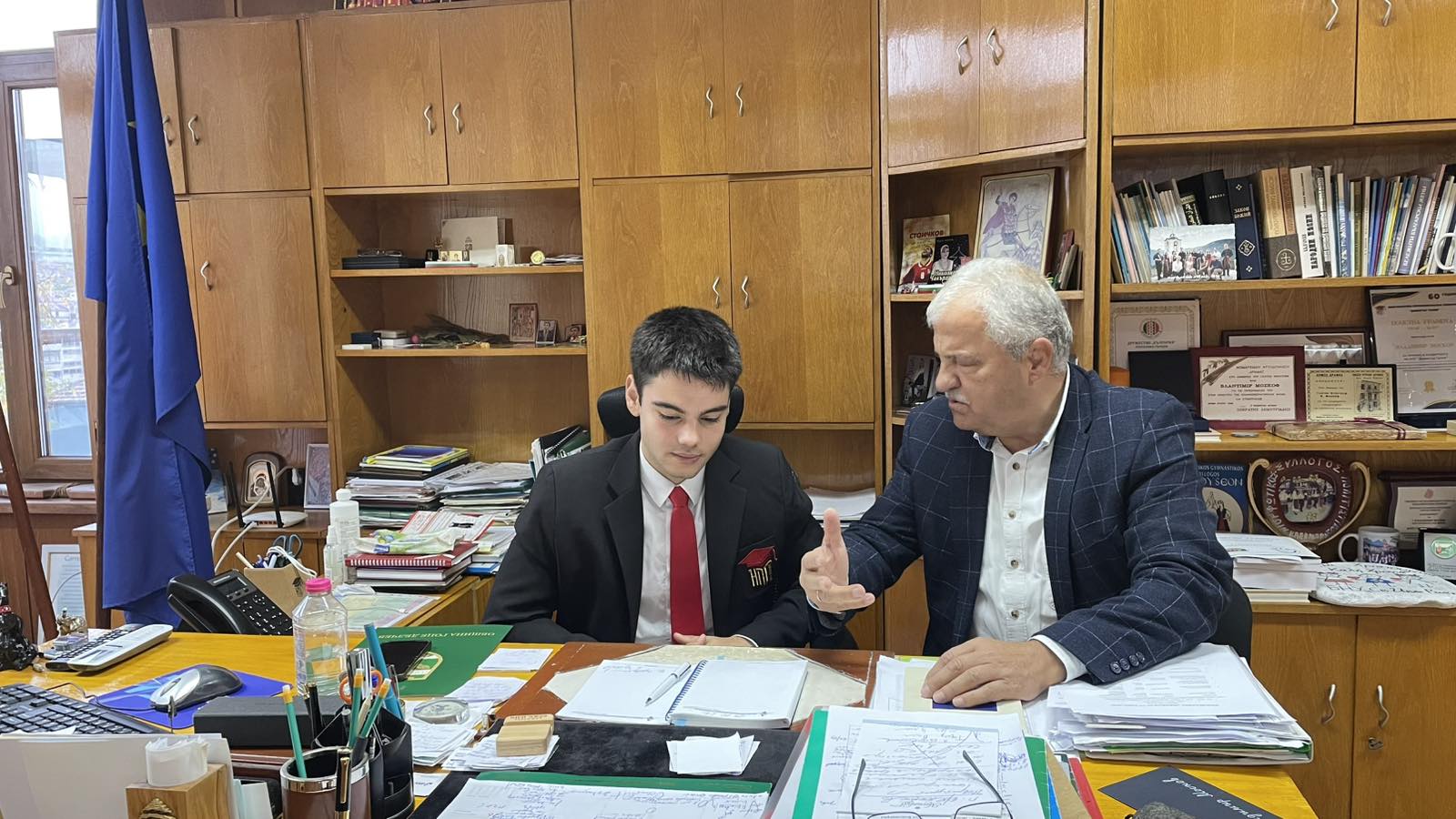 Атанас Литаров стана кмет за един ден на Гоце Делчев Атанас Литаров стана кмет за един ден на Гоце Делчев