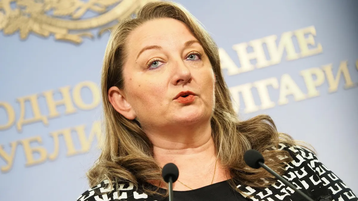 Деница Сачева: 620 евро ще бъде минималната работна заплата от 1 януари 2026 г.
