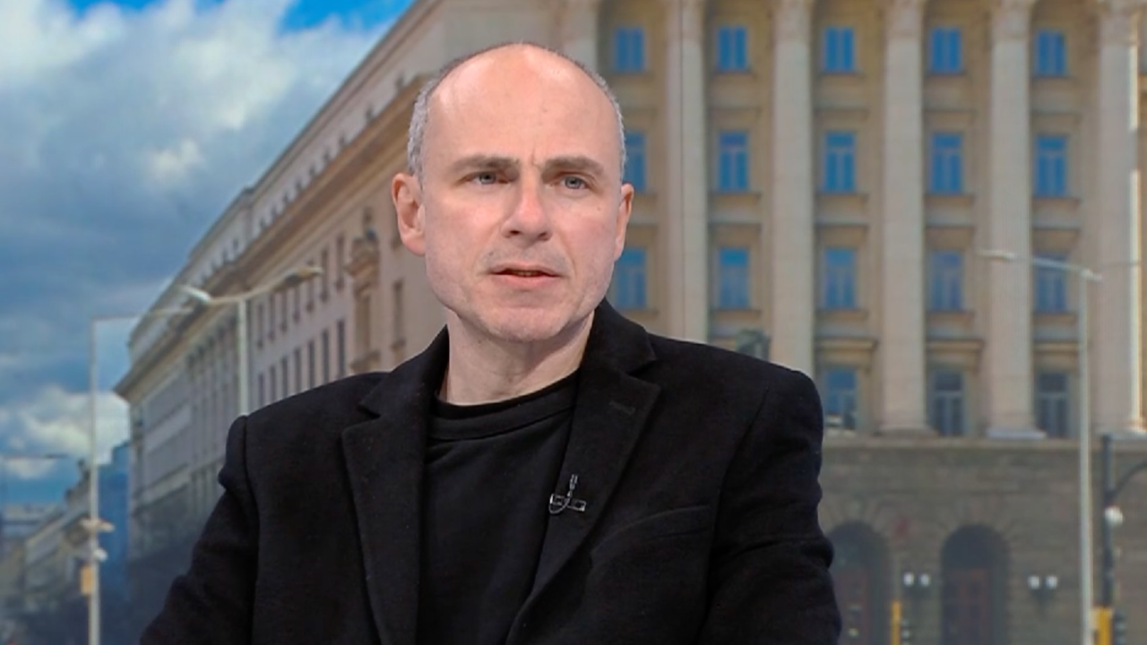 Петър Чолаков: Няма да има предсрочни избори, Пеевски вече каза тежката си дума Петър Чолаков: Няма да има предсрочни избори, Пеевски вече каза тежката си дума