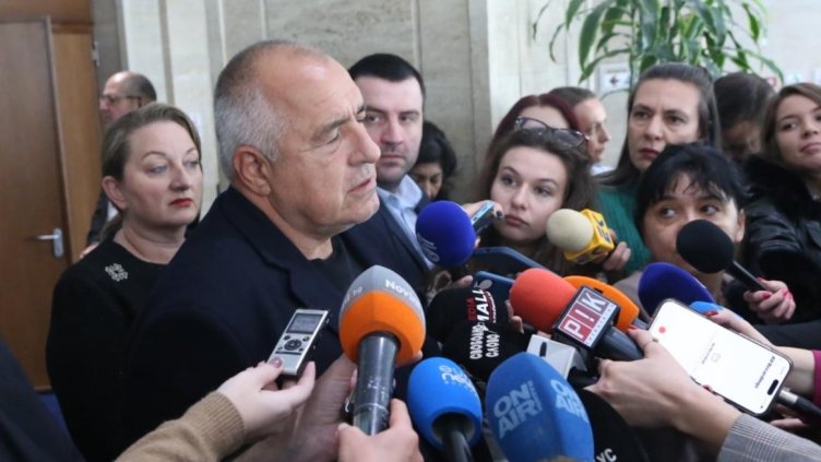Борисов: Даваме с милиард отгоре на пенсионерите, за да сме готини като Асен Борисов: Даваме с милиард отгоре на пенсионерите, за да сме готини като Асен