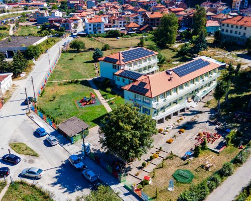 Официално откриха обновенната детска градина в Община Якоруда