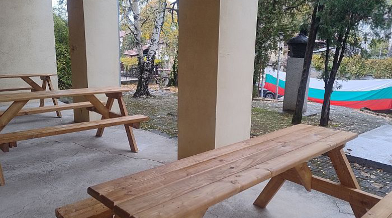 Логодаж прави детски кът и място за отдих по проект за 15 000 лева Логодаж прави детски кът и място за отдих по проект за 15 000 лева