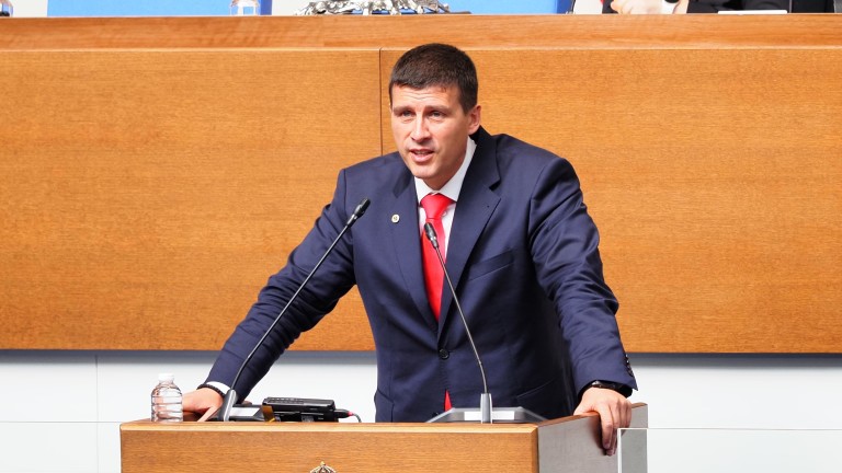 Величие: Бюджет 2026 е крадлив и некадърен Величие: Бюджет 2026 е крадлив и некадърен
