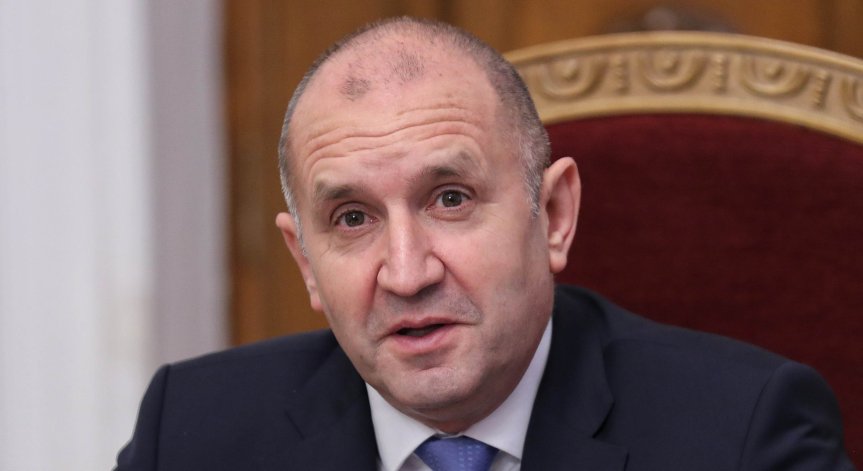 Радев наложи вето върху закона за Лукойл и ДАНС Радев наложи вето върху закона за Лукойл и ДАНС