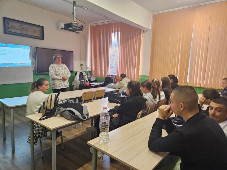 Ученици от Долно Осеново участваха в здравнообразователна среща с експерти от РЗИ-Благоевград Ученици от Долно Осеново участваха в здравнообразователна среща с експерти от РЗИ-Благоевград