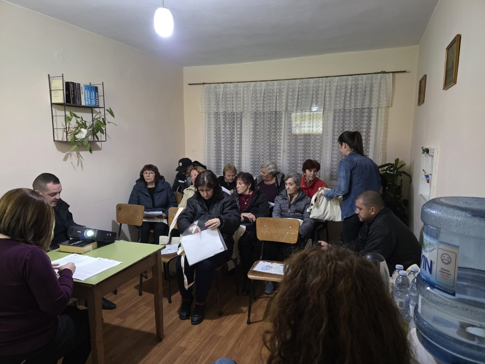 Община Благоевград представи в кв. Струмско възможностите за безплатна подмяна на стари отоплителни уреди с по-екологични алтернативи Община Благоевград представи в кв. Струмско възможностите за безплатна подмяна на стари отоплителни уреди с по-екологични алтернативи