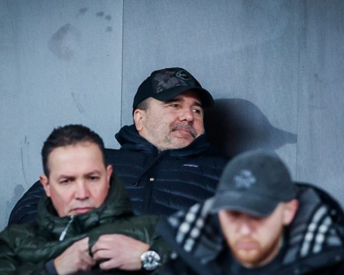 Цветомир Найденов се шегува с шеф на ЦСКА и футболист на Левски