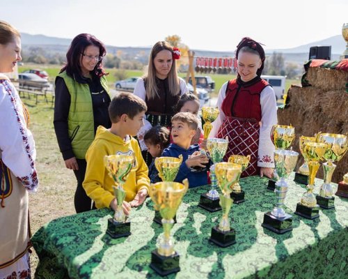 Изложение на Аборигенно българско овчарско куче в Разлог