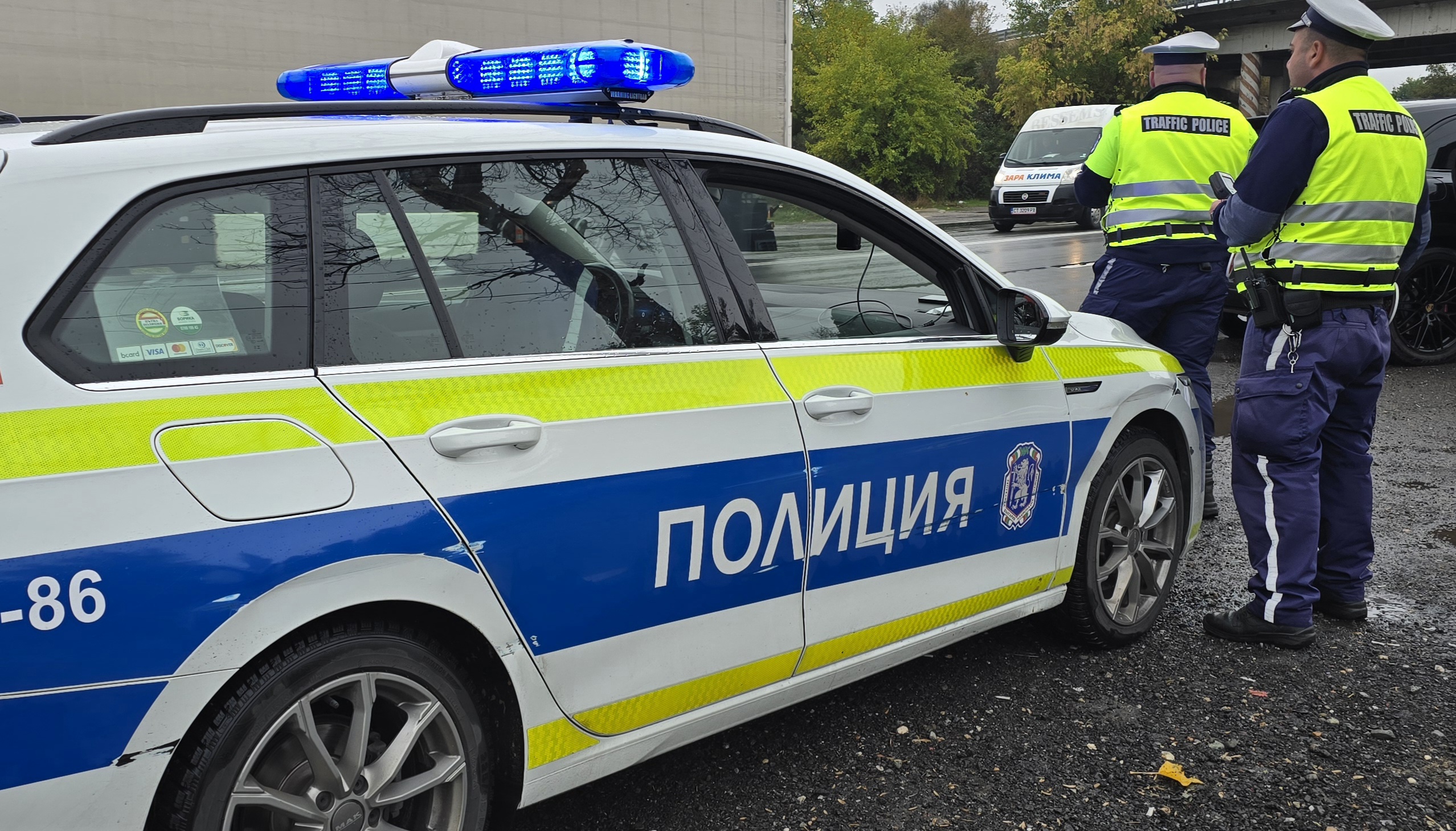 Катастрофа затруднява движението в Кресненското дефиле