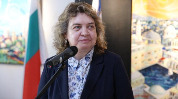 KС реши: Киселова неправомерно е отхвърлила референдума на Радев за еврото KС реши: Киселова неправомерно е отхвърлила референдума на Радев за еврото
