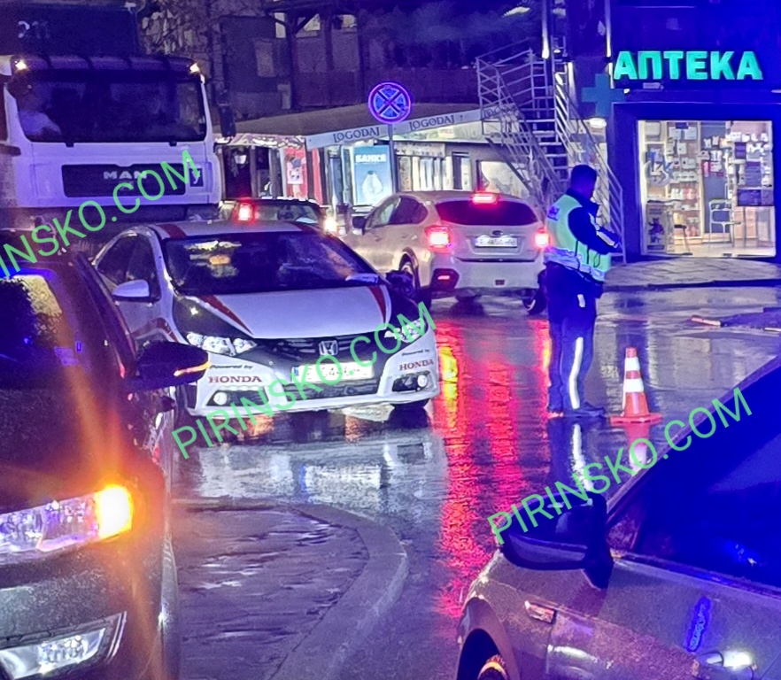 Хонда блъсна пешеходец в кв. Струмско в Благоевград