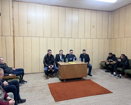ДПС Гърмен проведе среща с жителите на село Хвостяне за решаване на местни проблеми