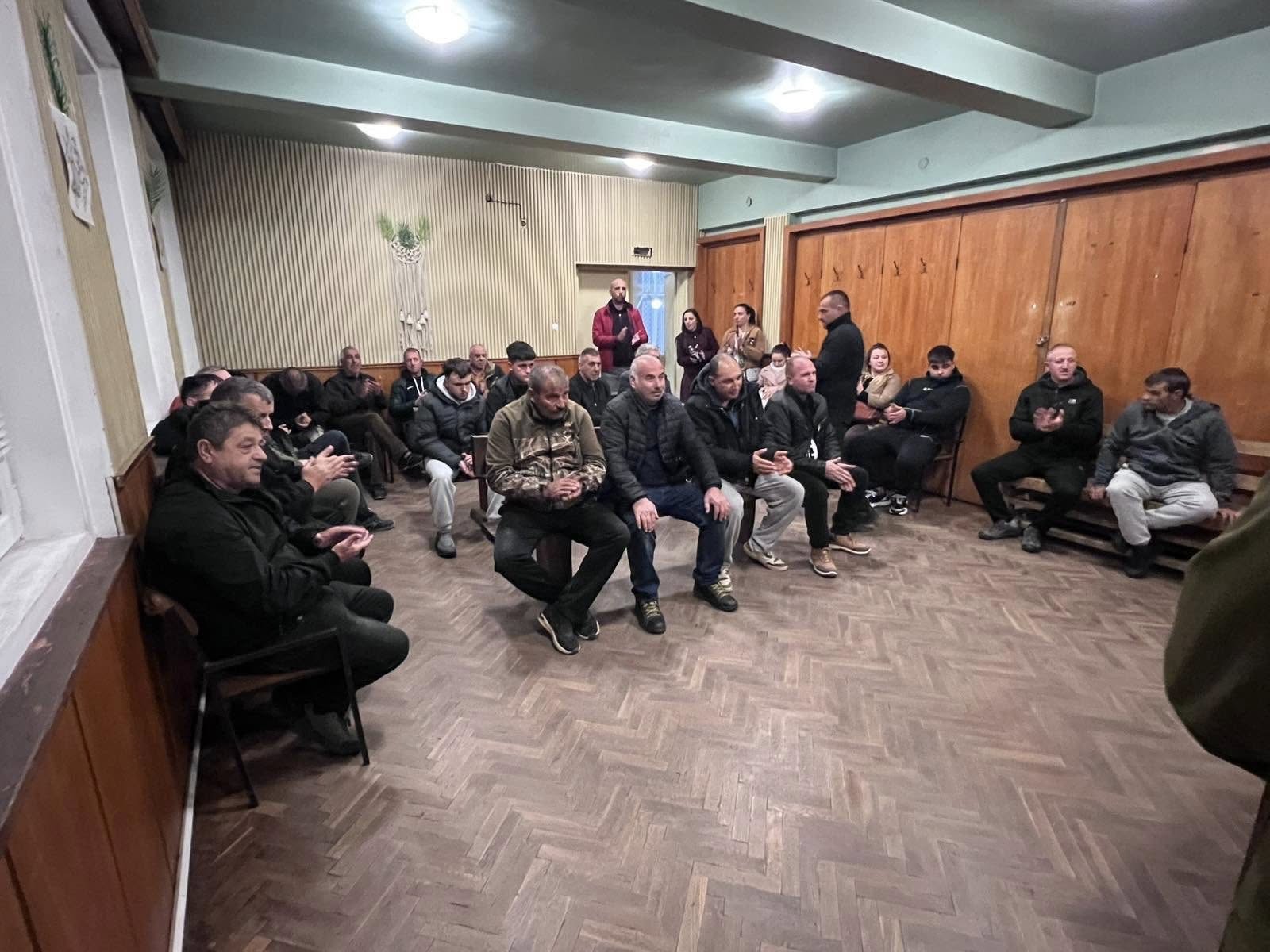 Обиколката на ДПС Гърмен продължава: Среща с жителите на село Дъбница