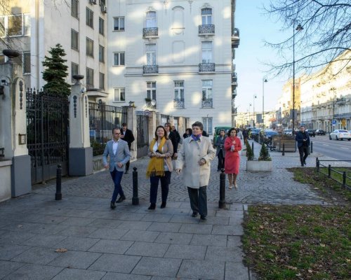Мобилната изложба на Исторически музей Петрич Тайни и загадки от Хераклея Синтика. Пътуване във времето продължава своя път към Европа