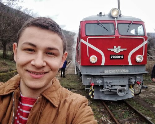 Cреща с Кристиан Ваклинов-младият активист, известен като спасителят на теснолинейката в ТИЦ-Белица
