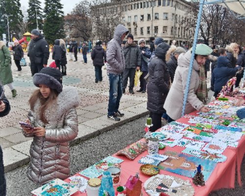 Коледа е, стават чудеса в Кюстендил