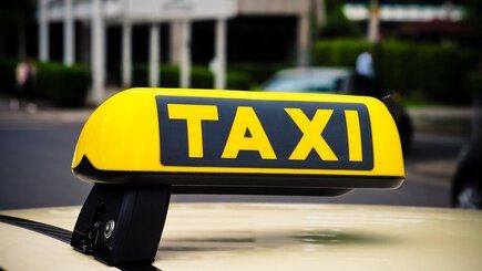 Такситата в Благоевград искат по-високи цени от новата година